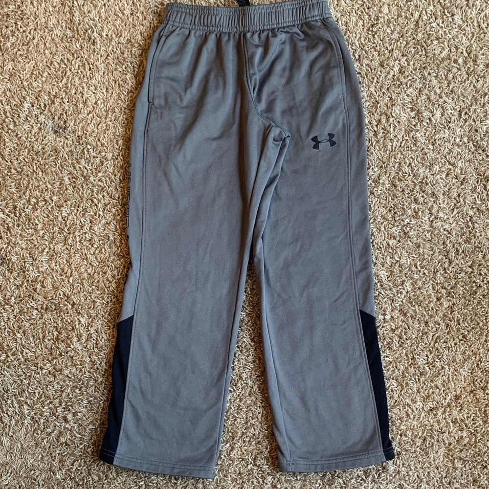 Under Armour Kids Gray and Black Bottoms